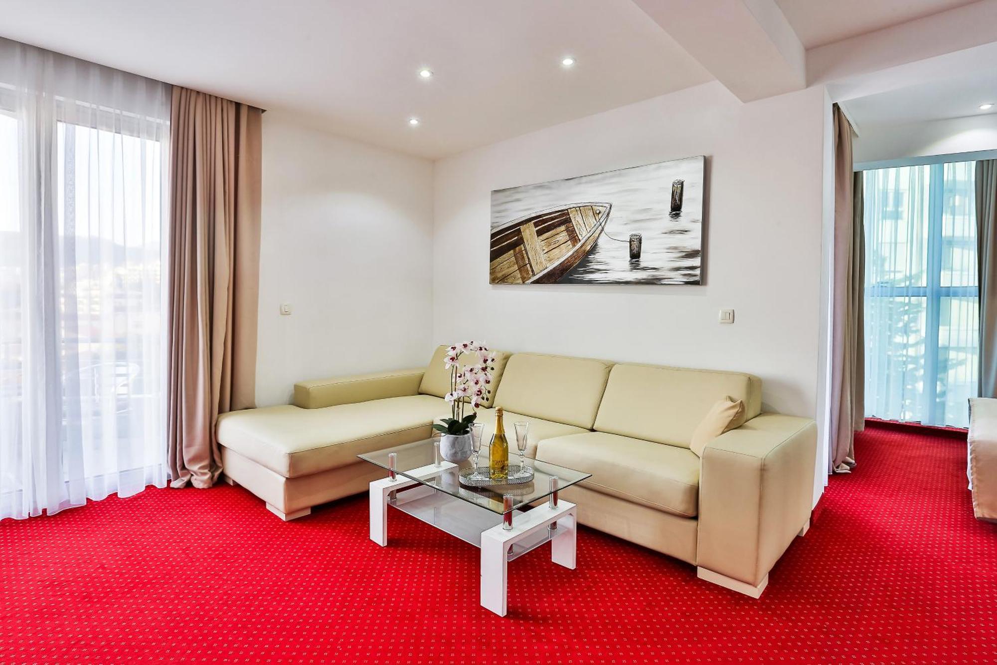 Hotel La Mer Budva Dış mekan fotoğraf