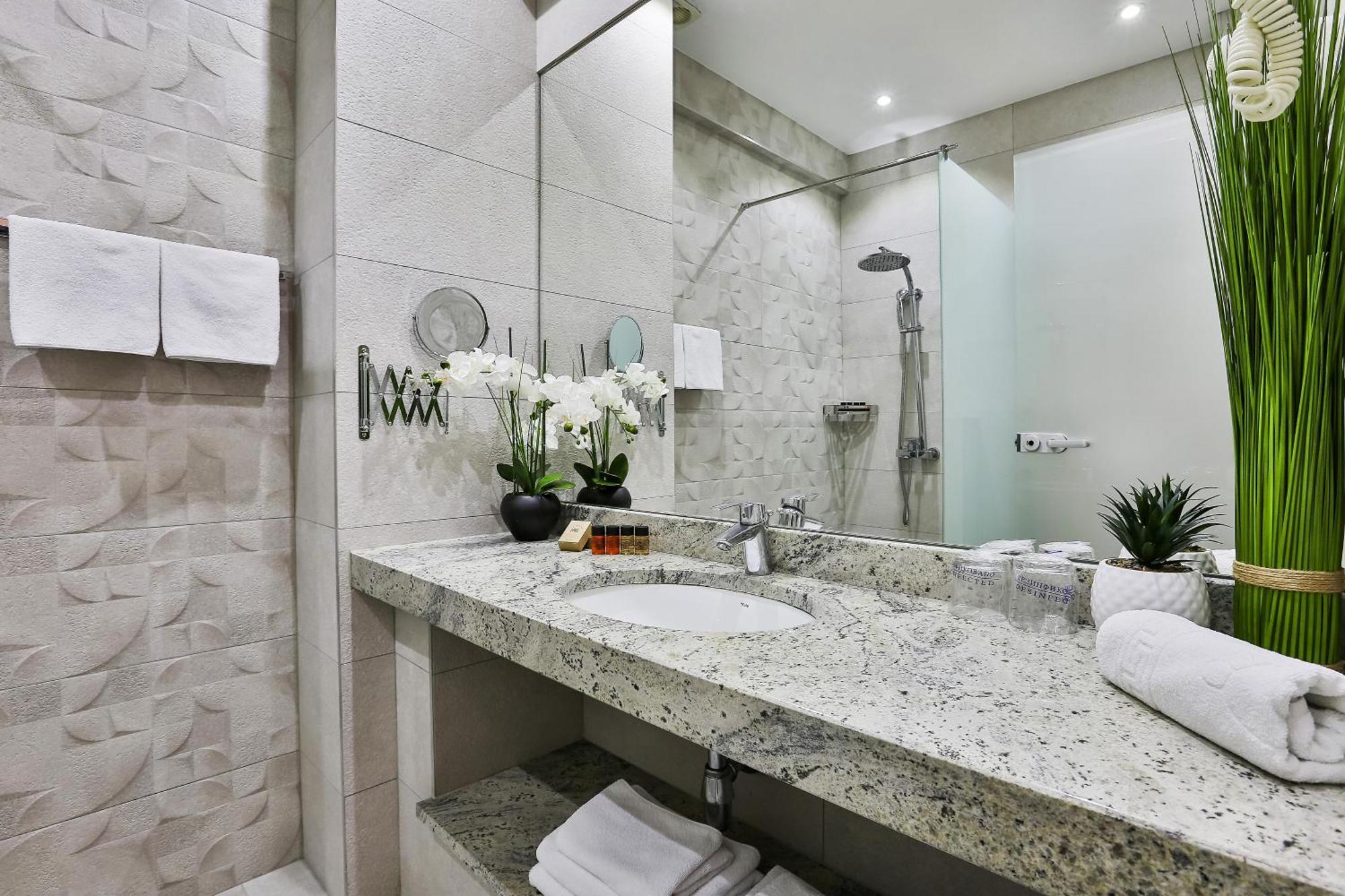 Hotel La Mer Budva Dış mekan fotoğraf