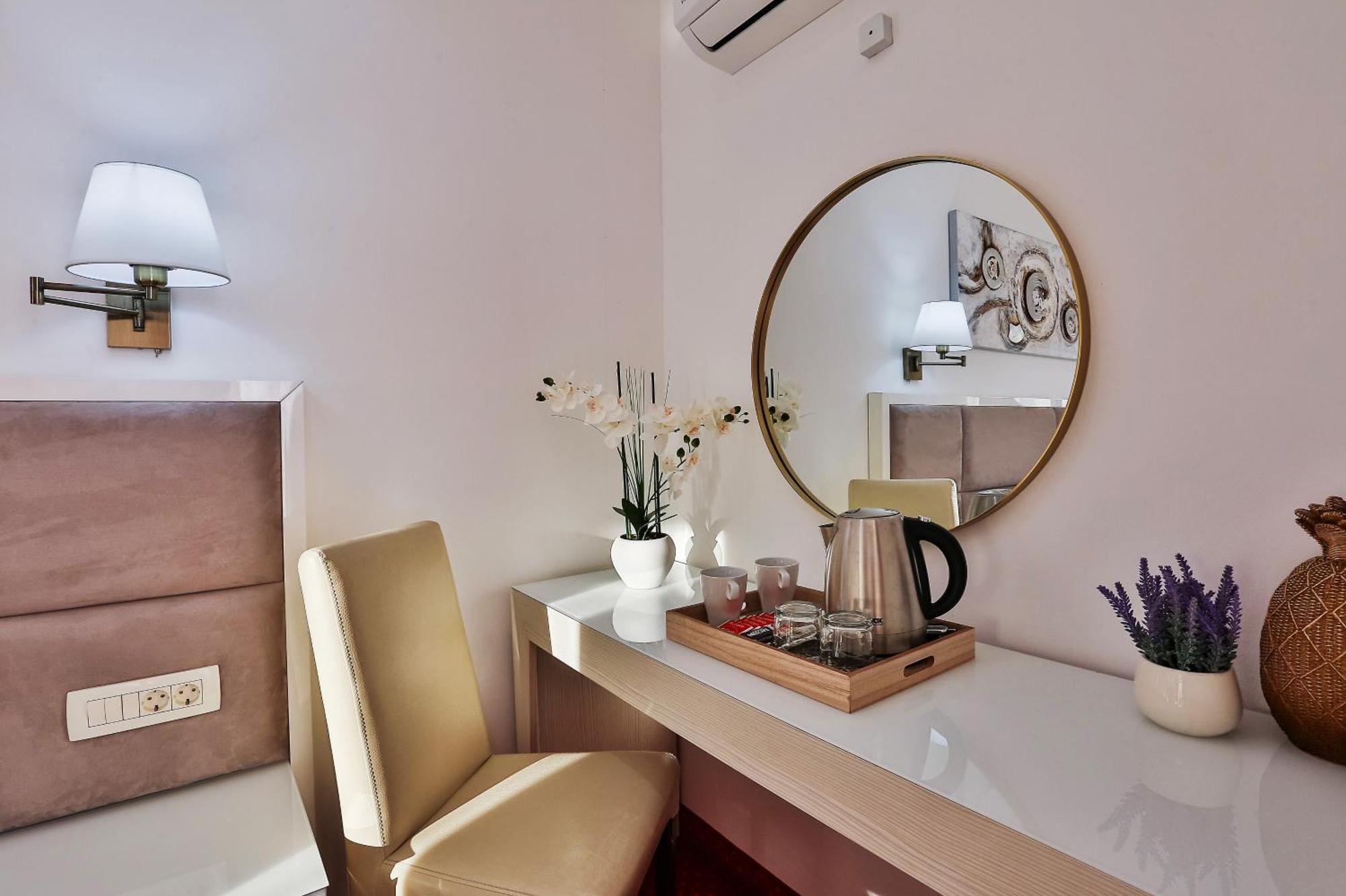 Hotel La Mer Budva Dış mekan fotoğraf