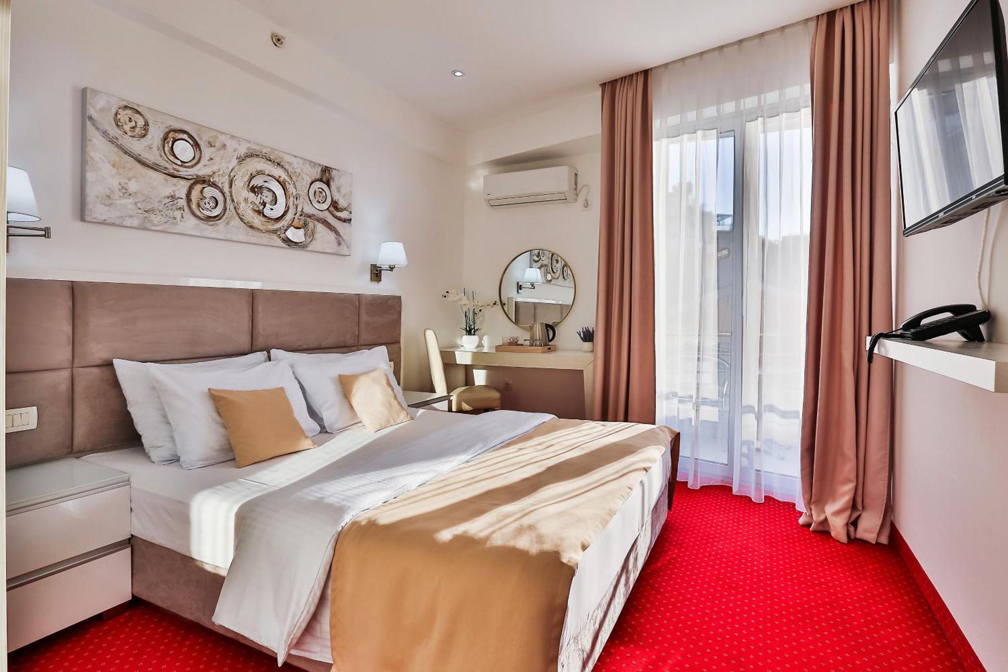 Hotel La Mer Budva Dış mekan fotoğraf