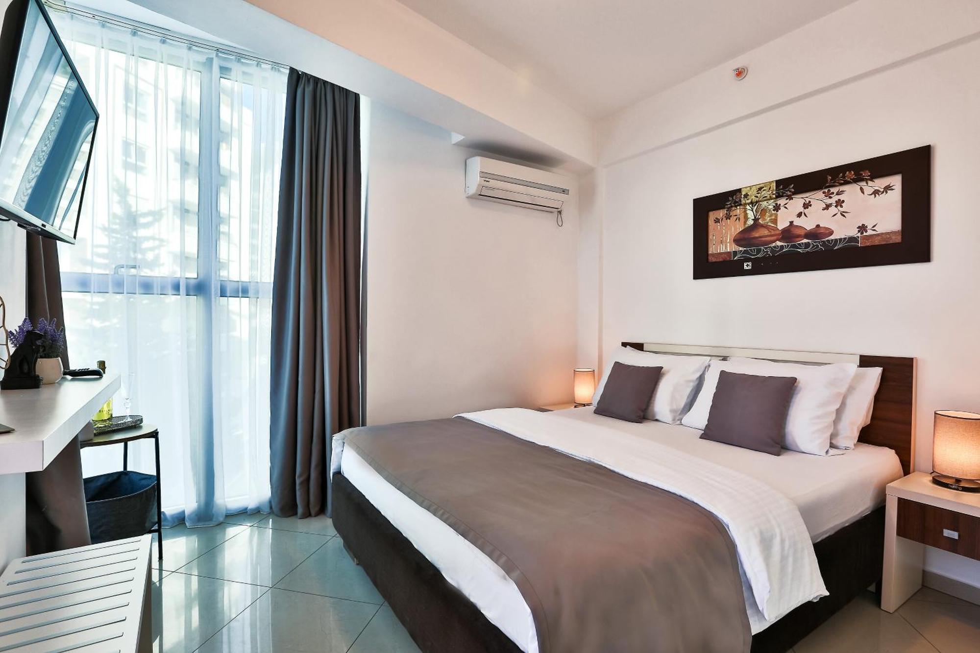 Hotel La Mer Budva Dış mekan fotoğraf
